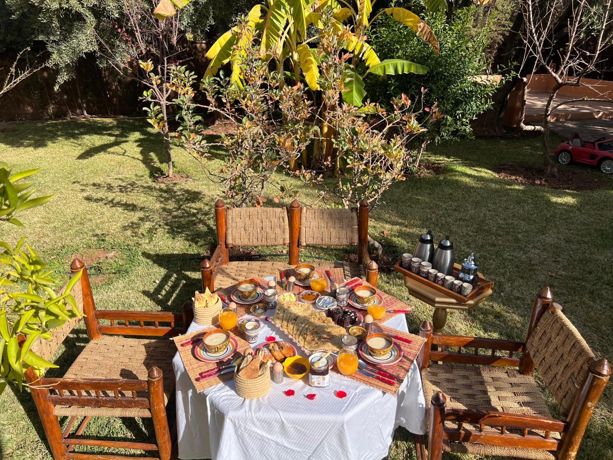 Ilafe Farmhouse, Villa avec piscine chauffée privée et Jacuzzi pour familles Marrakesh Esterno foto