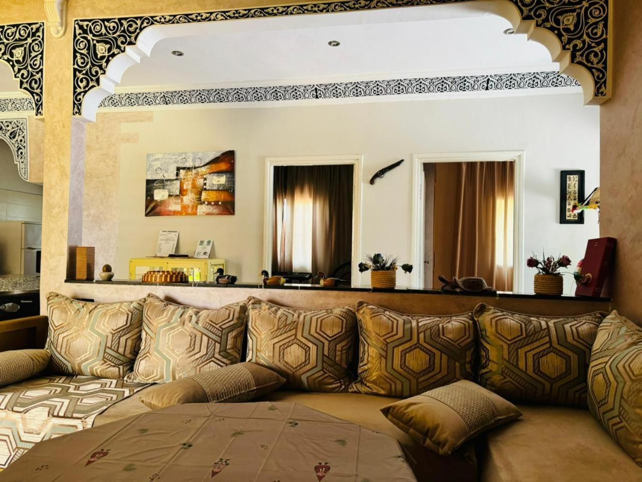 Ilafe Farmhouse, Villa avec piscine chauffée privée et Jacuzzi pour familles Marrakesh Esterno foto